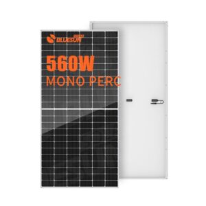 BLUESUN   560W HALF CELL PERC MONOFACIAL  PV Modul BSM560M10-72HPH  Solarni paneli su izuzetno izdržljivi. Temperature od -40° do 85° ne predstavljaju problem za panele. Zbog čvrstog okvira i dobre izolacije, voda i prašina ne mogu prodrijeti.